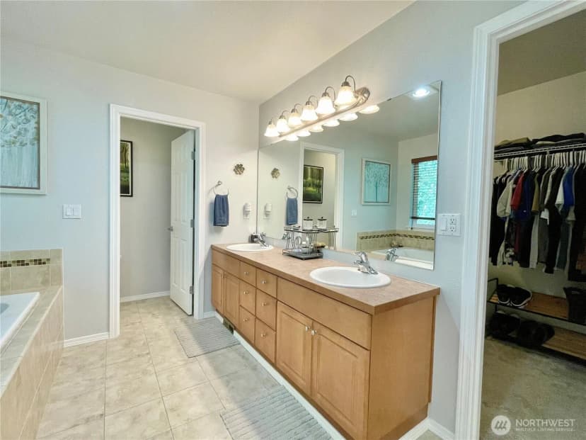 Property photo for 7123 Prism Street Se, Lacey photo 23