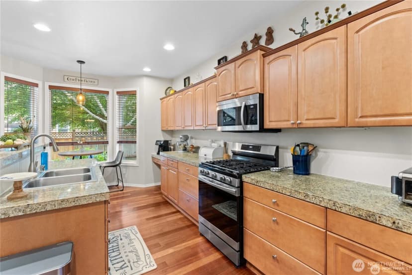Property photo for 7123 Prism Street Se, Lacey photo 5