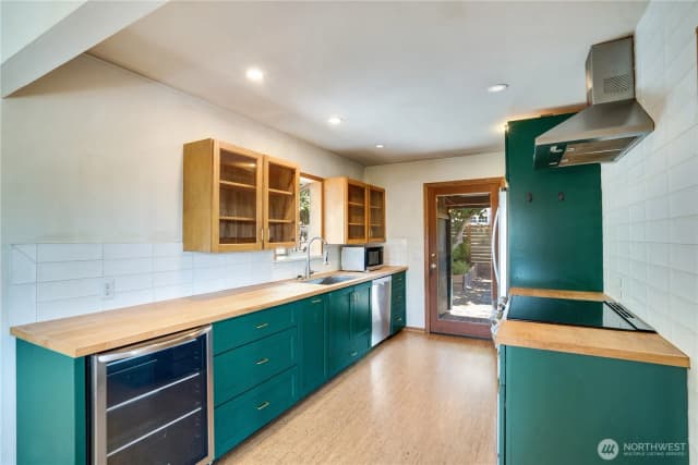 Property photo for 1127 Perry Avenue, Bremerton photo 3