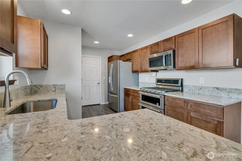 Property photo for 268 S Cottage Street, Buckley photo 10