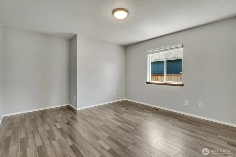 Property photo for 268 S Cottage Street, Buckley photo 13