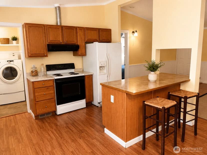 Property photo for 9039 Steele Creek Loop Ne, Bremerton photo 7