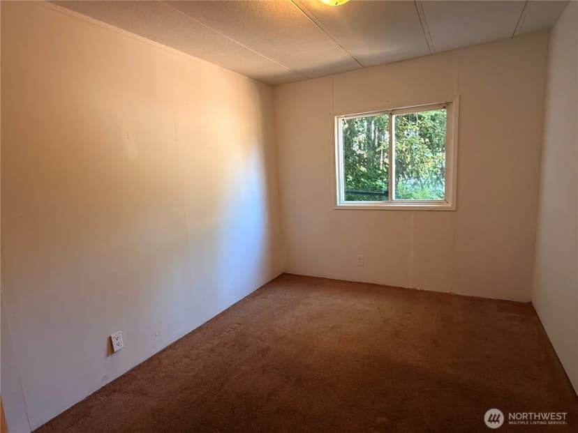 Property photo for 9039 Steele Creek Loop Ne, Bremerton photo 15