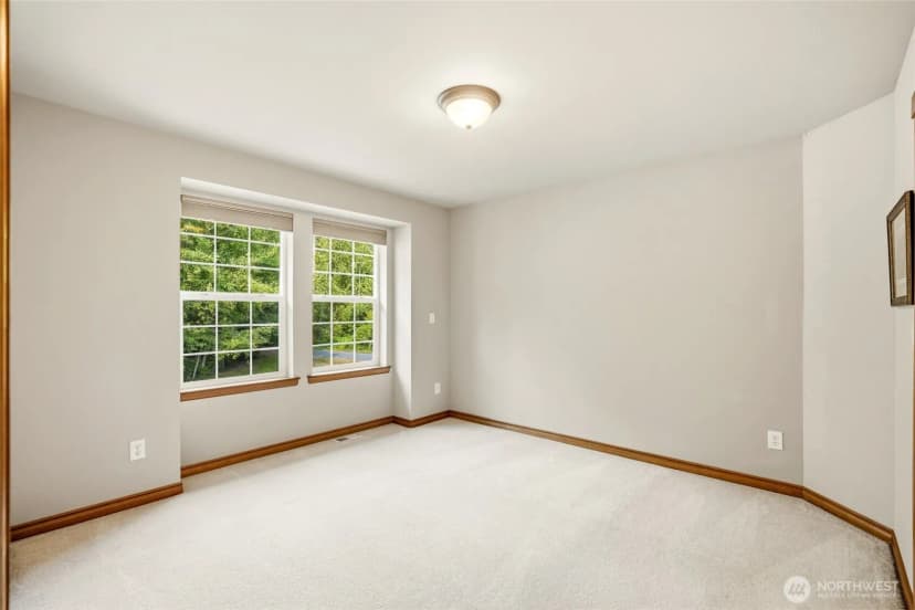 Property photo for 19826 3rd Avenue Nw, Arlington photo 22
