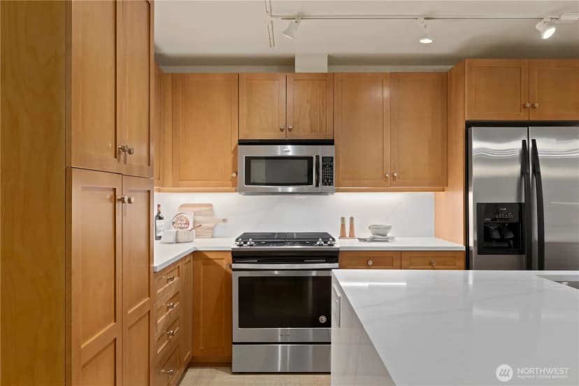 Property photo for 745 Bellevue Avenue E #206, Seattle photo 9