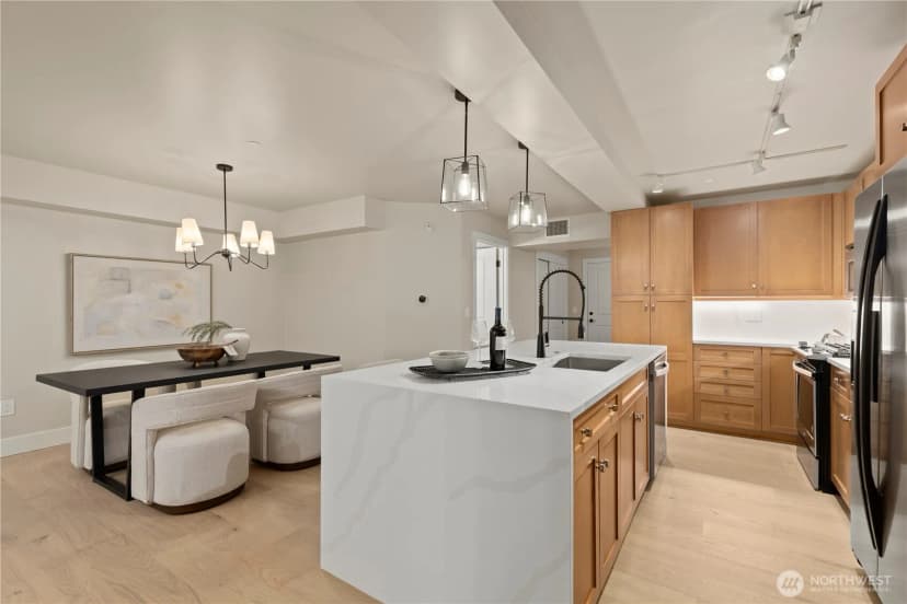 Property photo for 745 Bellevue Avenue E #206, Seattle photo 13
