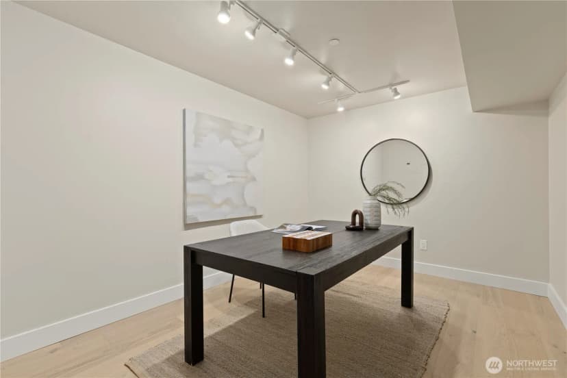 Property photo for 745 Bellevue Avenue E #206, Seattle photo 6