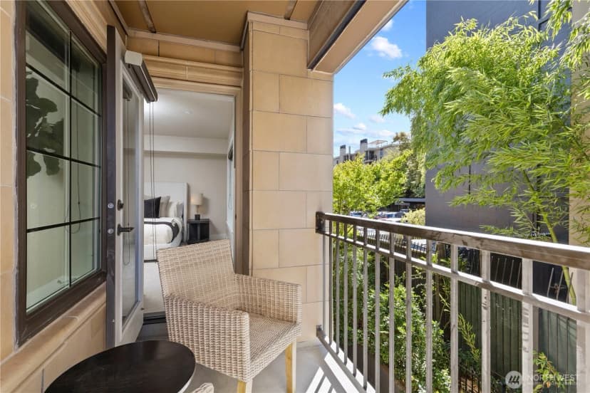 Property photo for 745 Bellevue Avenue E #206, Seattle photo 23