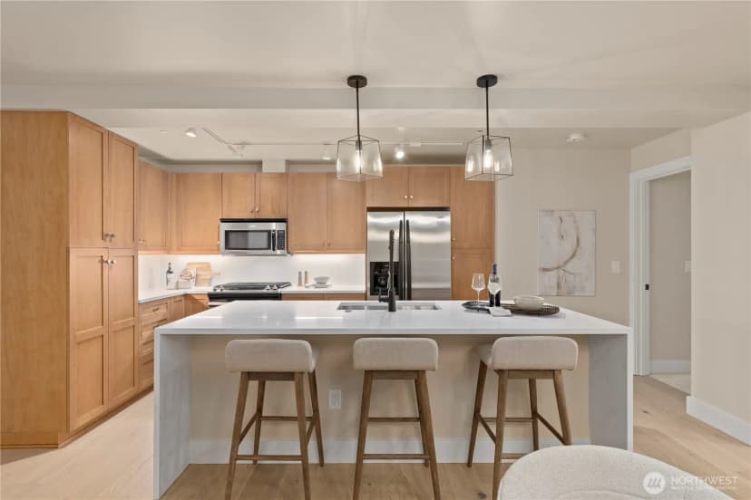 Property photo for 745 Bellevue Avenue E #206, Seattle photo 10