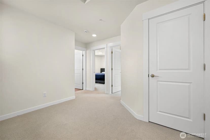 Property photo for 4248 Traverse Drive, Bellingham photo 18