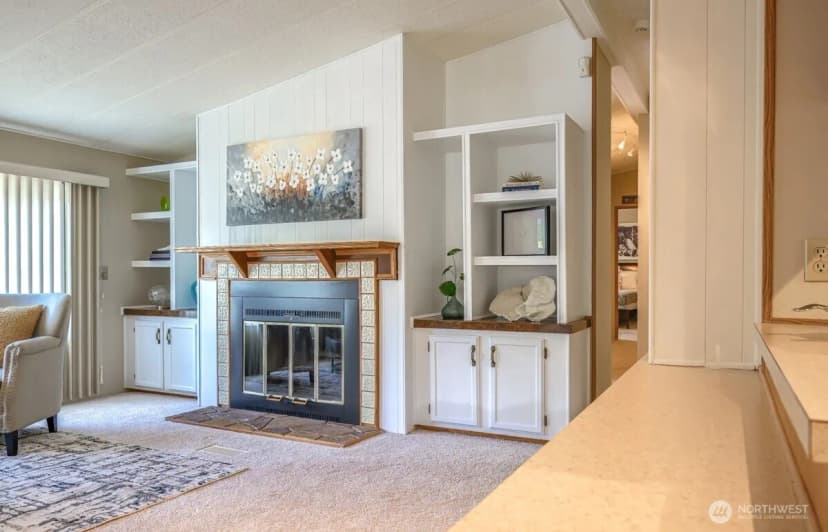 Property photo for 17308 Woodcrest Drive Ne, Bothell photo 11
