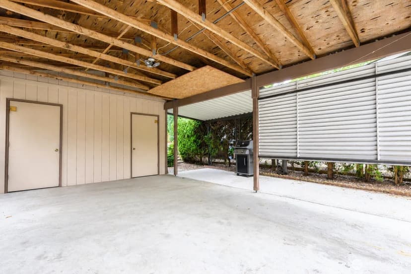 Property photo for 17308 Woodcrest Drive Ne, Bothell photo 25