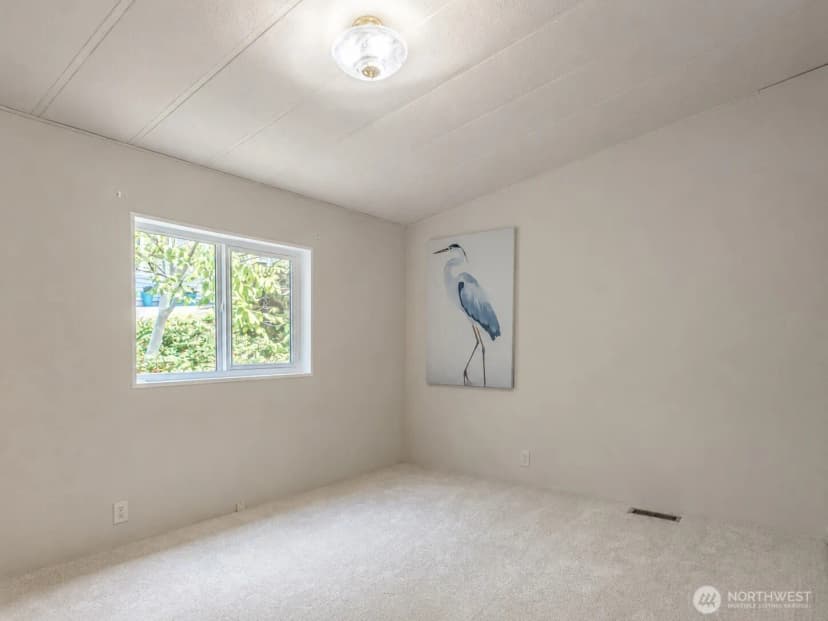 Property photo for 17308 Woodcrest Drive Ne, Bothell photo 22