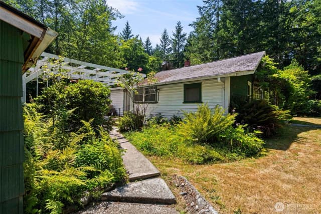 Property photo for 10345 Seabeck Highway Nw, Bremerton photo 5
