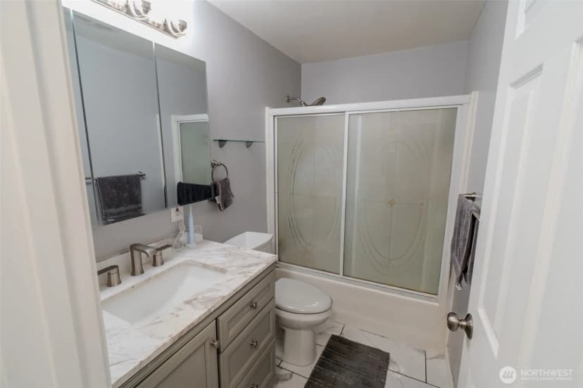 Property photo for 10609 Se 232nd Street, Kent photo 15