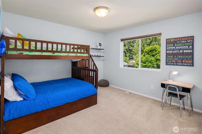 Property photo for 26 Meadow Place Se, Everett photo 28