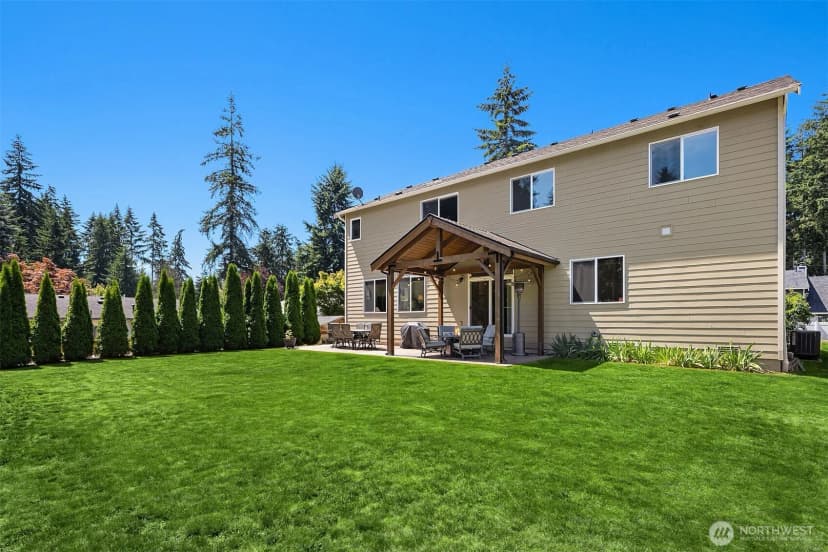 Property photo for 26 Meadow Place Se, Everett photo 31