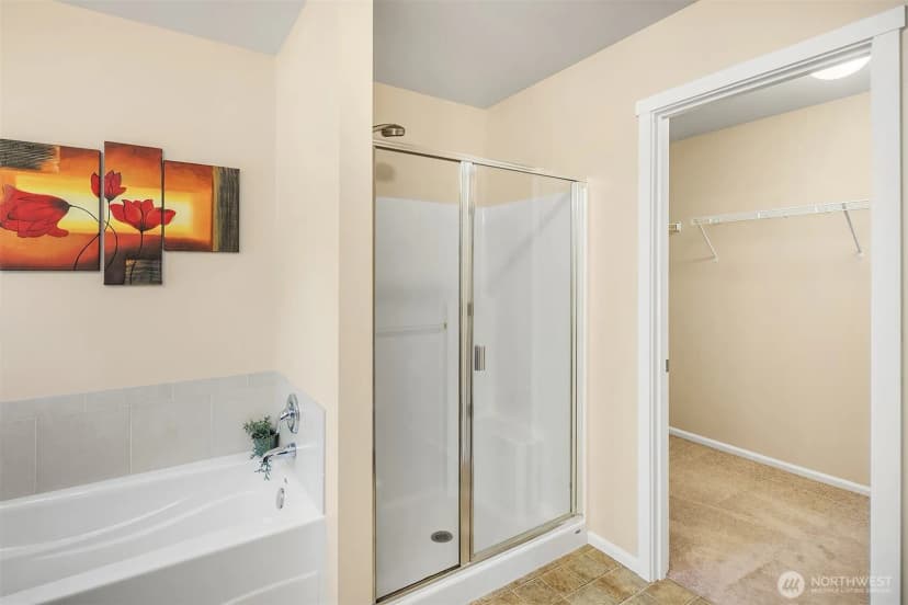 Property photo for 26 Meadow Place Se, Everett photo 22