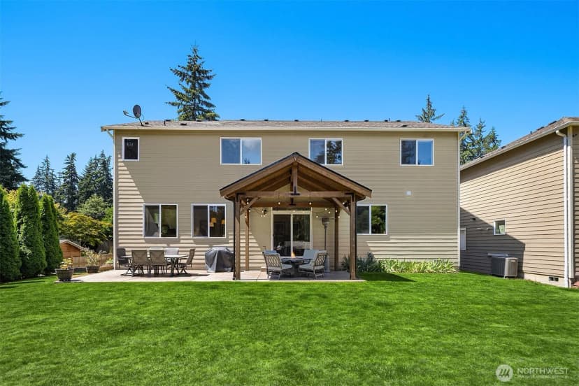 Property photo for 26 Meadow Place Se, Everett photo 6