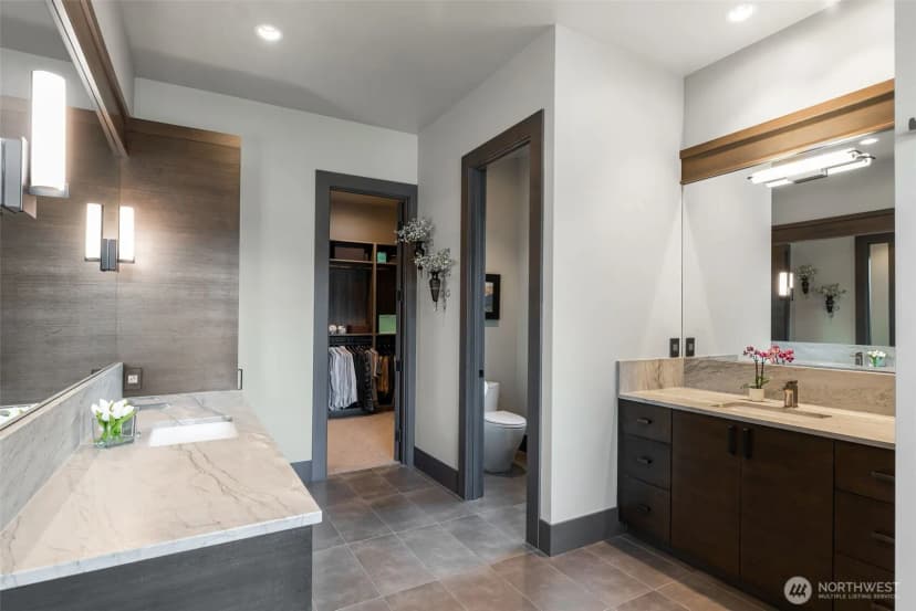 Property photo for 5629 Pleasure Point Lane Se, Bellevue photo 17