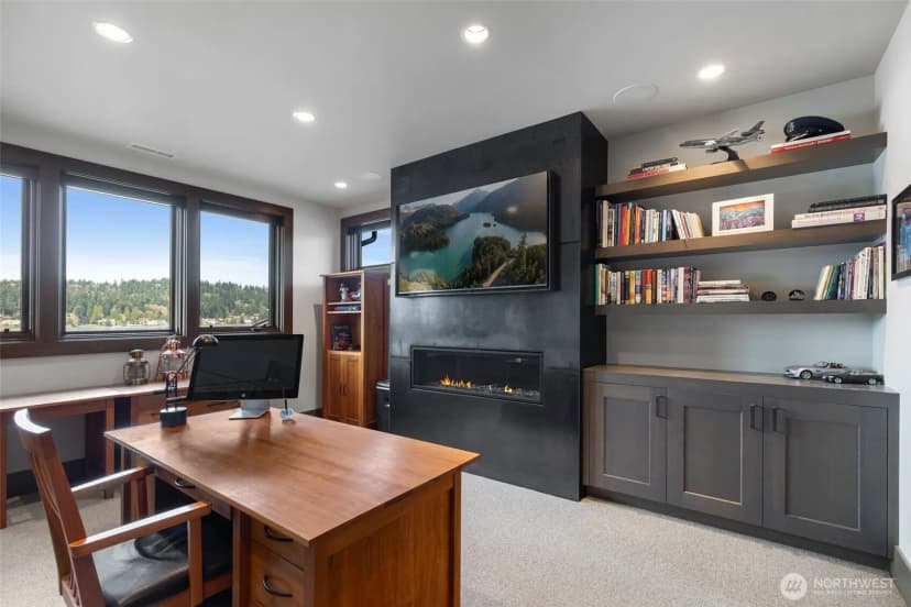 Property photo for 5629 Pleasure Point Lane Se, Bellevue photo 20