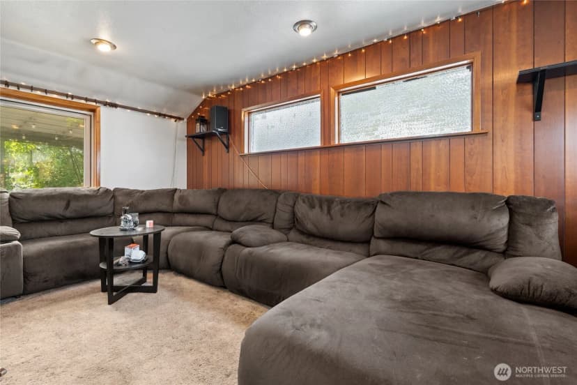 Property photo for 16639 35th Avenue S, Sea Tac photo 9