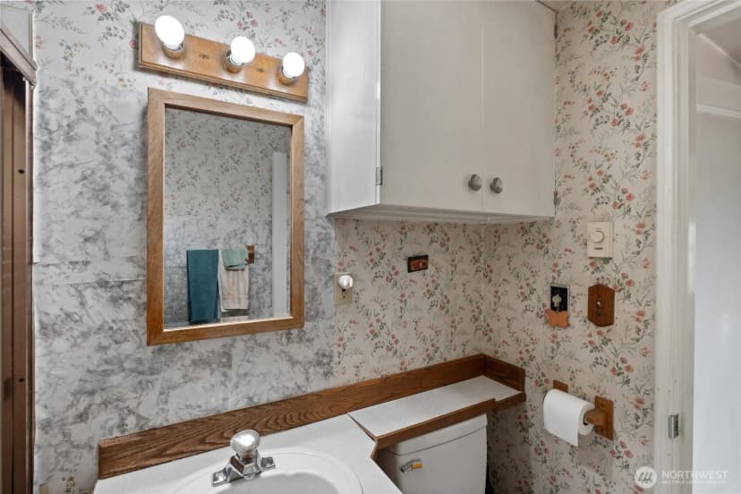 Property photo for 16639 35th Avenue S, Sea Tac photo 18