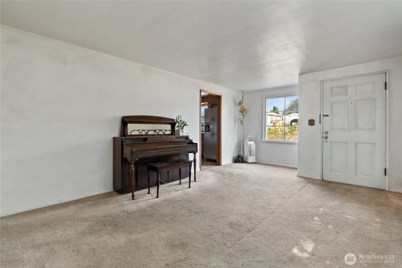 Property photo for 16639 35th Avenue S, Sea Tac photo 3