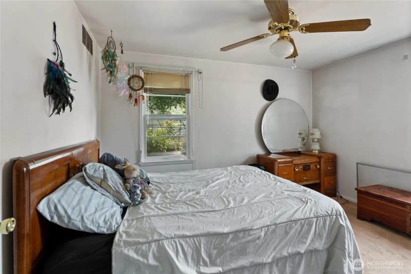 Property photo for 16639 35th Avenue S, Sea Tac photo 13