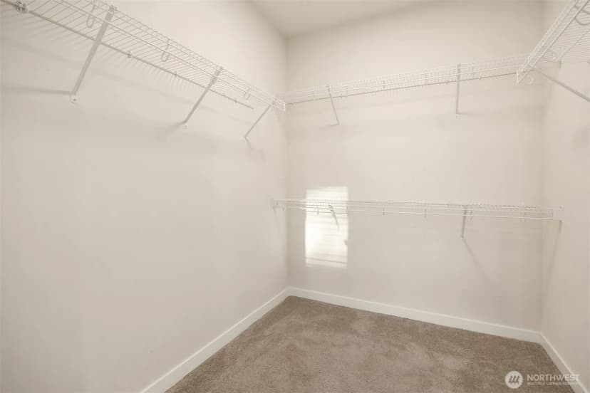 Property photo for 959 6th Avenue Ne, Issaquah photo 21