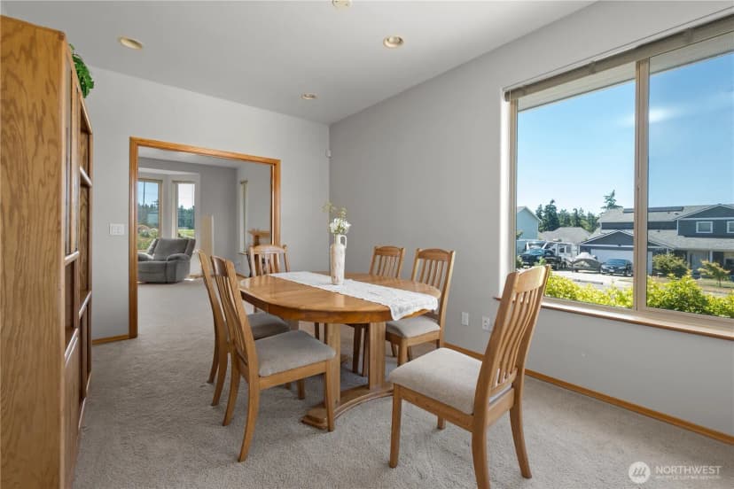 Property photo for 2175 Sw Rock Rose Drive, Oak Harbor photo 11