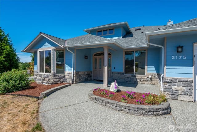 Property photo for 2175 Sw Rock Rose Drive, Oak Harbor photo 4
