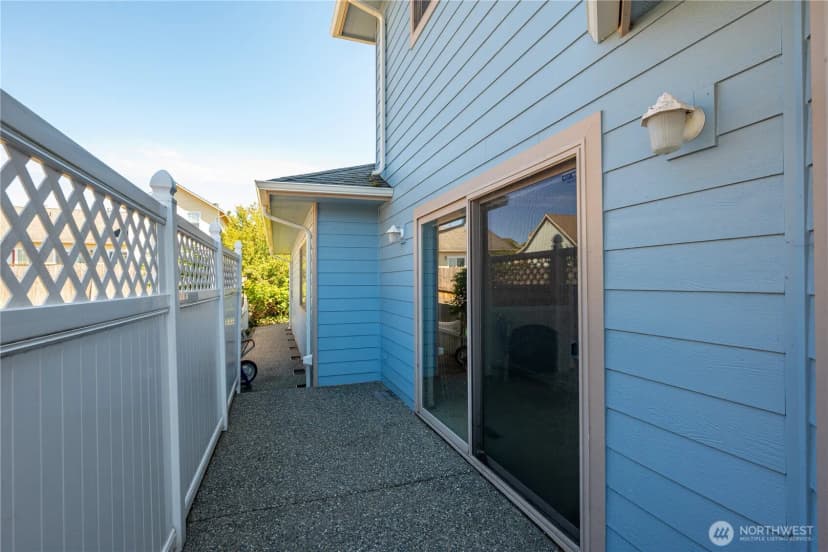Property photo for 2175 Sw Rock Rose Drive, Oak Harbor photo 20
