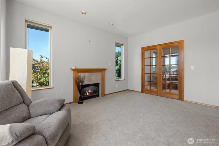 Property photo for 2175 Sw Rock Rose Drive, Oak Harbor photo 10