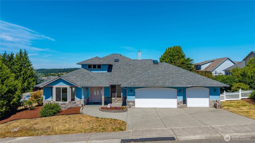 Property photo for 2175 Sw Rock Rose Drive, Oak Harbor