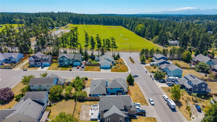 Property photo for 2175 Sw Rock Rose Drive, Oak Harbor photo 3