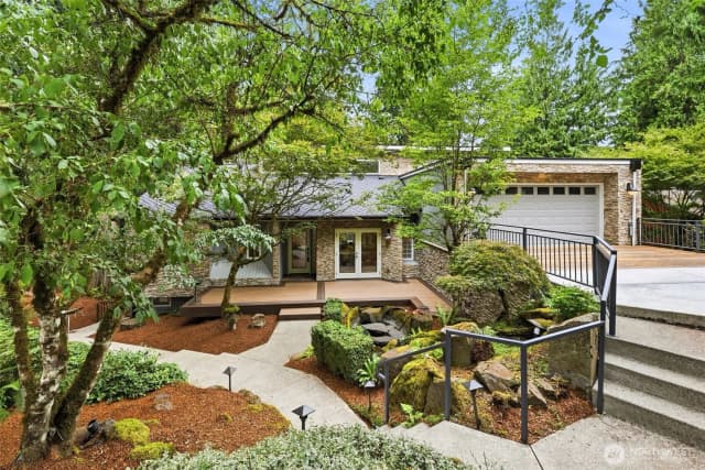 Property photo for 1827 218th Place Ne, Sammamish photo 3
