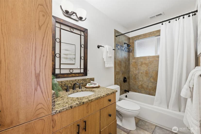 Property photo for 1827 218th Place Ne, Sammamish photo 24