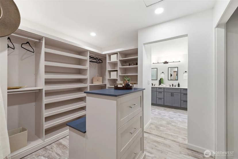 Property photo for 1827 218th Place Ne, Sammamish photo 10