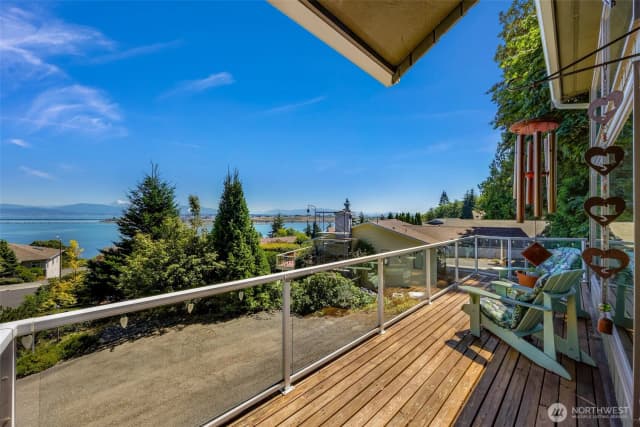 Property photo for 4210 Brant Circle, Anacortes photo 4
