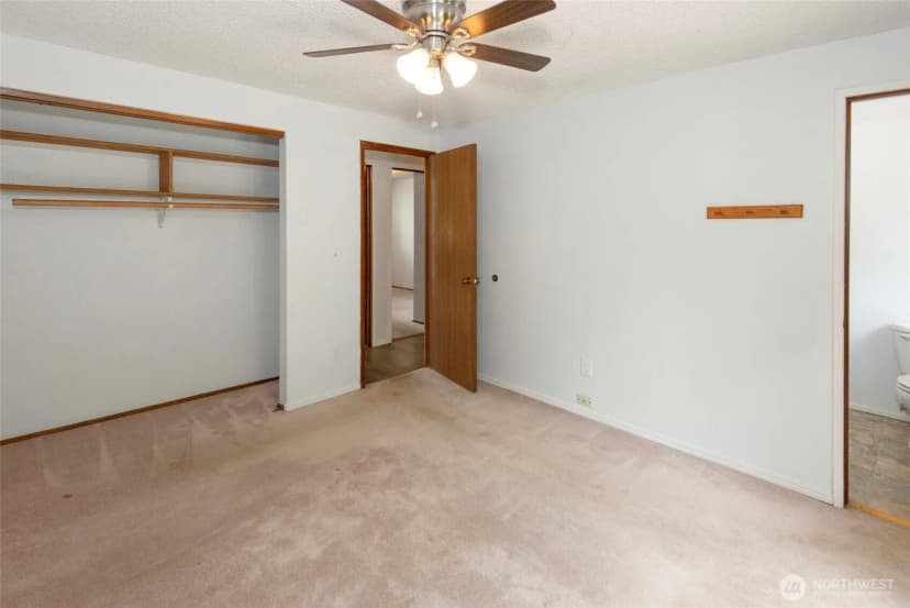 Property photo for 309 Highway 162 E, South Prairie photo 19