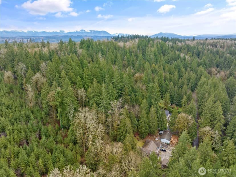 Property photo for 3866 E Ames Lake Drive Ne, Redmond photo 17