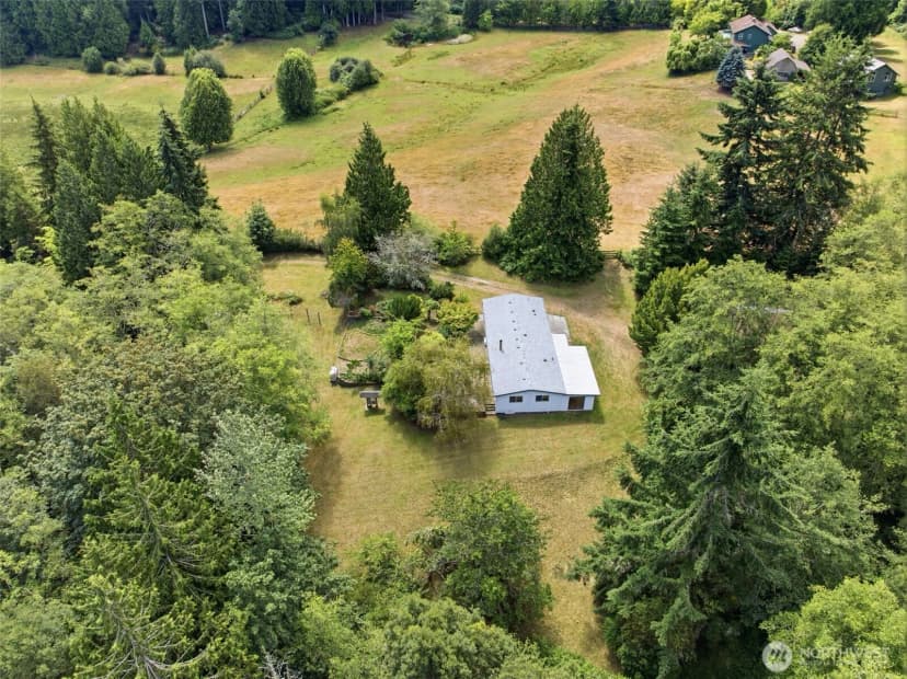 Property photo for 37723 Hansville Rd Ne, Hansville photo 32