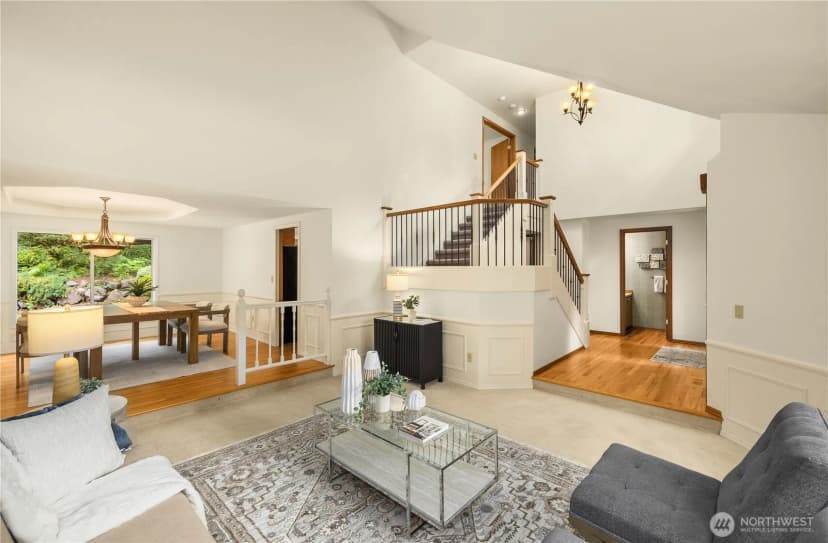 Property photo for 18316 Ne 133rd Street, Redmond photo 2