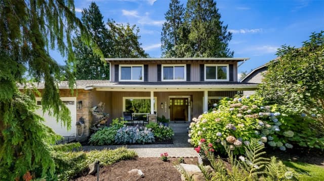 Property photo for 18811 Se 44th Way, Issaquah