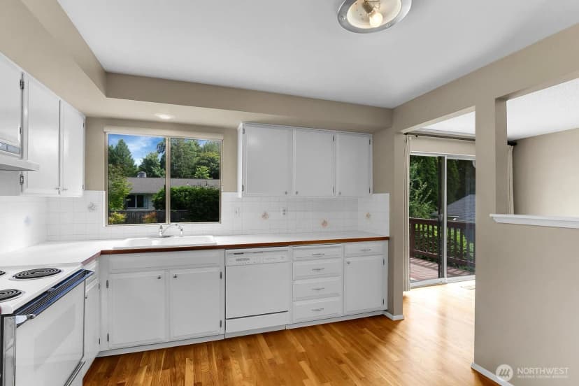 Property photo for 18509 43rd Place W, Lynnwood photo 7