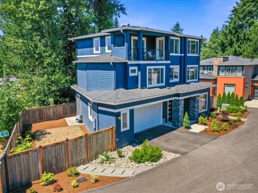 Property photo for 1719 163rd Court Ne, Bellevue photo 34