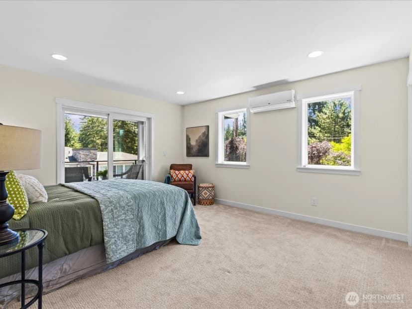 Property photo for 1719 163rd Court Ne, Bellevue photo 32