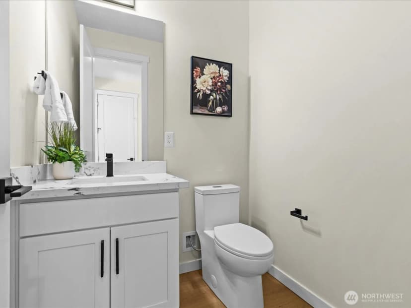 Property photo for 1719 163rd Court Ne, Bellevue photo 16
