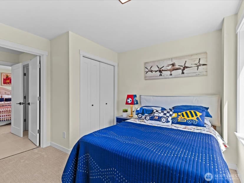 Property photo for 1719 163rd Court Ne, Bellevue photo 20